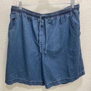 NWOT Studio Works Denim Shorts 18W